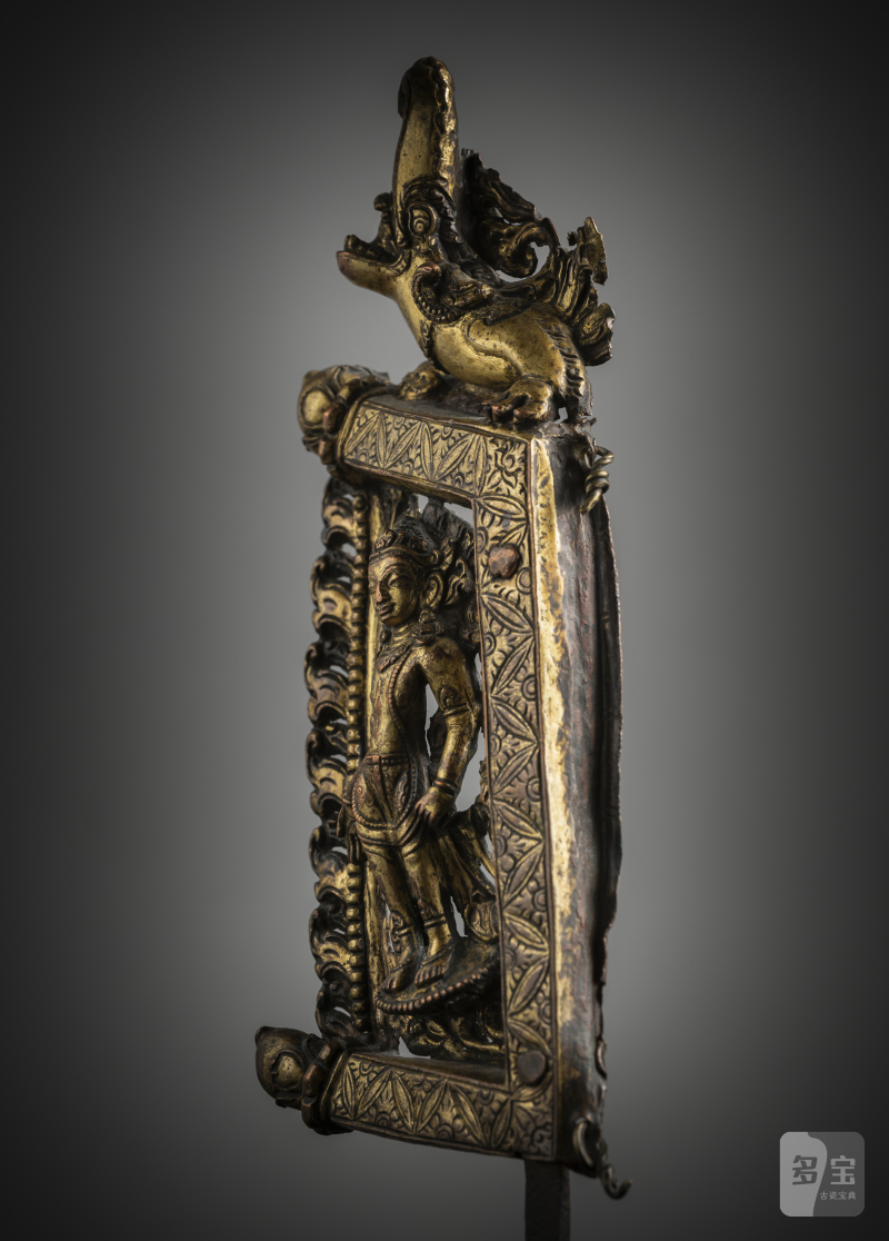 A GILT-COPPER EMBOSSED THRONE SECTION - 图5